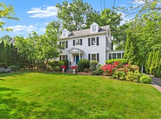 5 Osceola Dr, Greenwich, CT 06830
