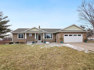 W6893 Walden Pl, Onalaska, WI 54650