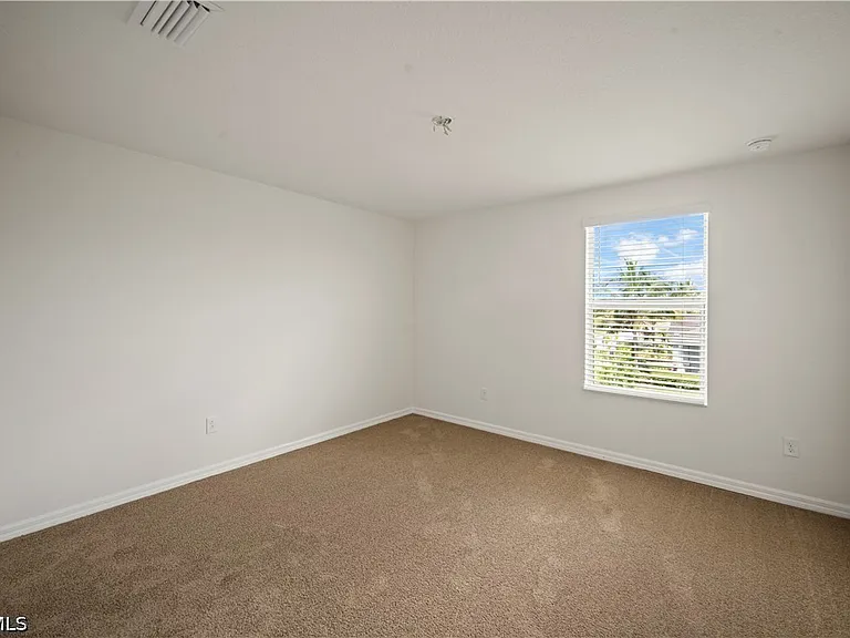 4234 Bluegrass Dr — Photo 17