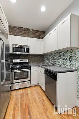 Rented by Living New York | media 45