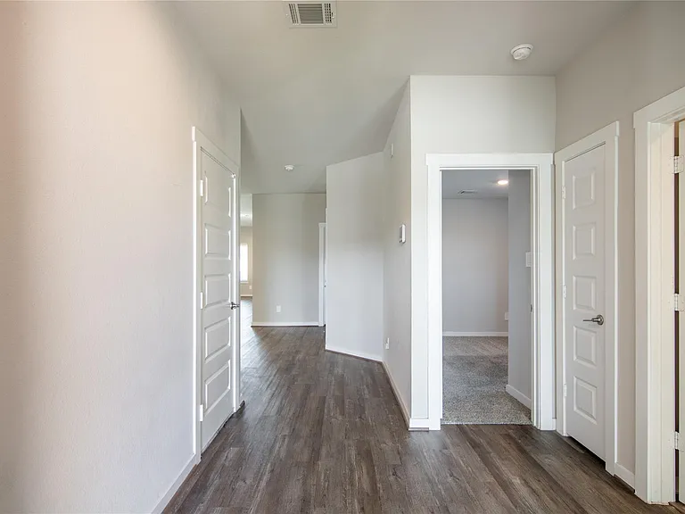 7226 Telford Hollow Trl — Photo 6