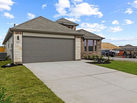 2nd image of 100 Mandeville Dr