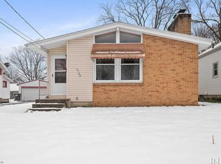 1734 Berkley Ave SW, Wyoming, MI 49509