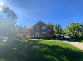 402 Millrace Dr, Cold Spring, KY 41076