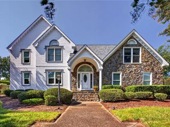 3912 Meeting House Rd, Virginia Beach, VA 23455