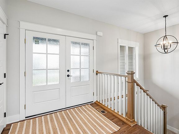 5th image of 475 SE Walnut Woods Dr