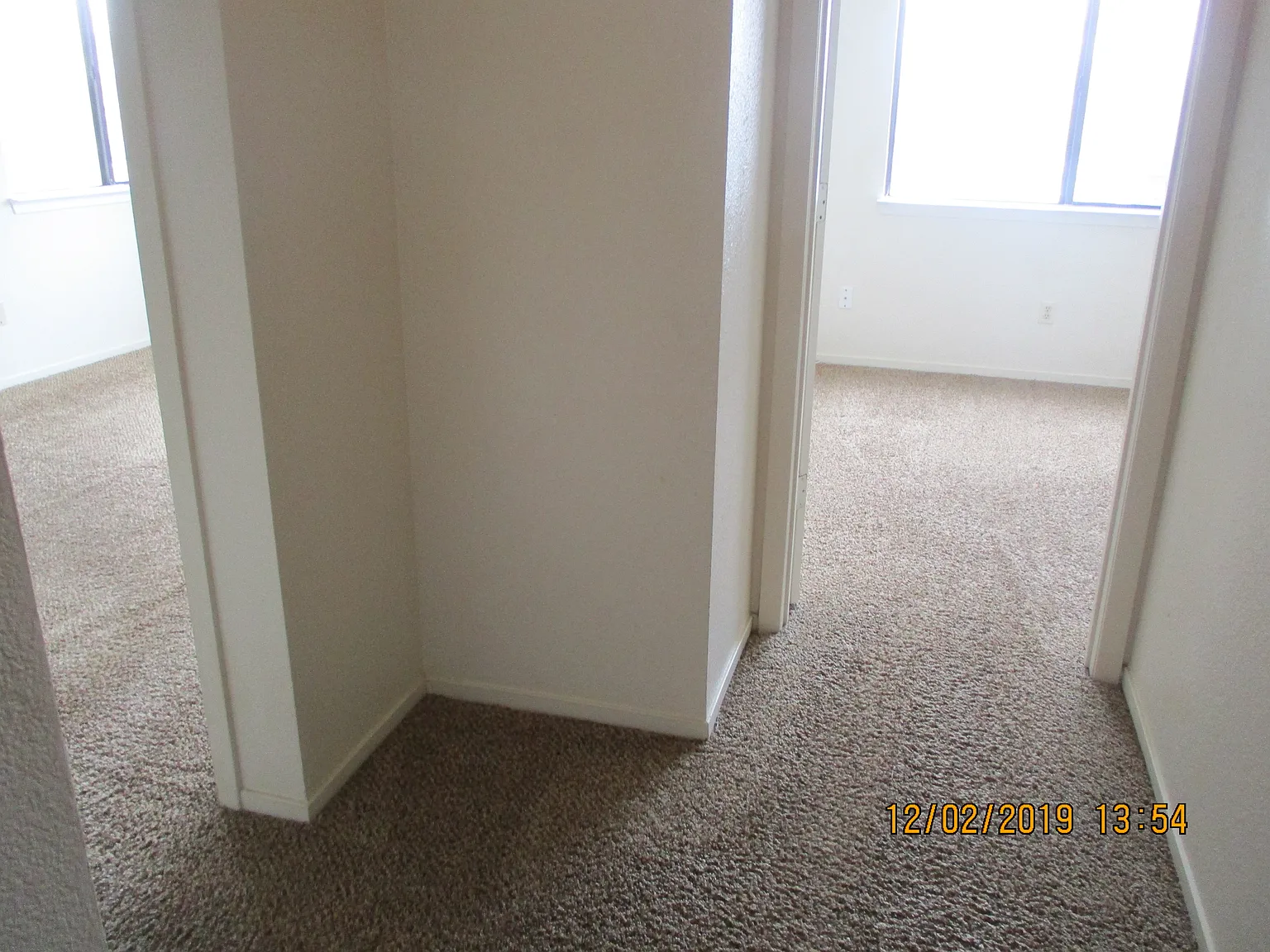 2 bed, 950 sqft, $1,450 — Photo 4