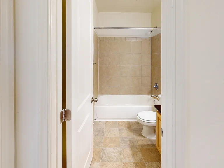 Gayton Pointe Townhomes — Photo 45