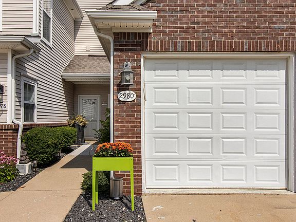 3rd image of 2980 Hunley Dr
