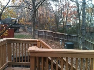 6115 Stonepath Cir, Centreville, VA 20120