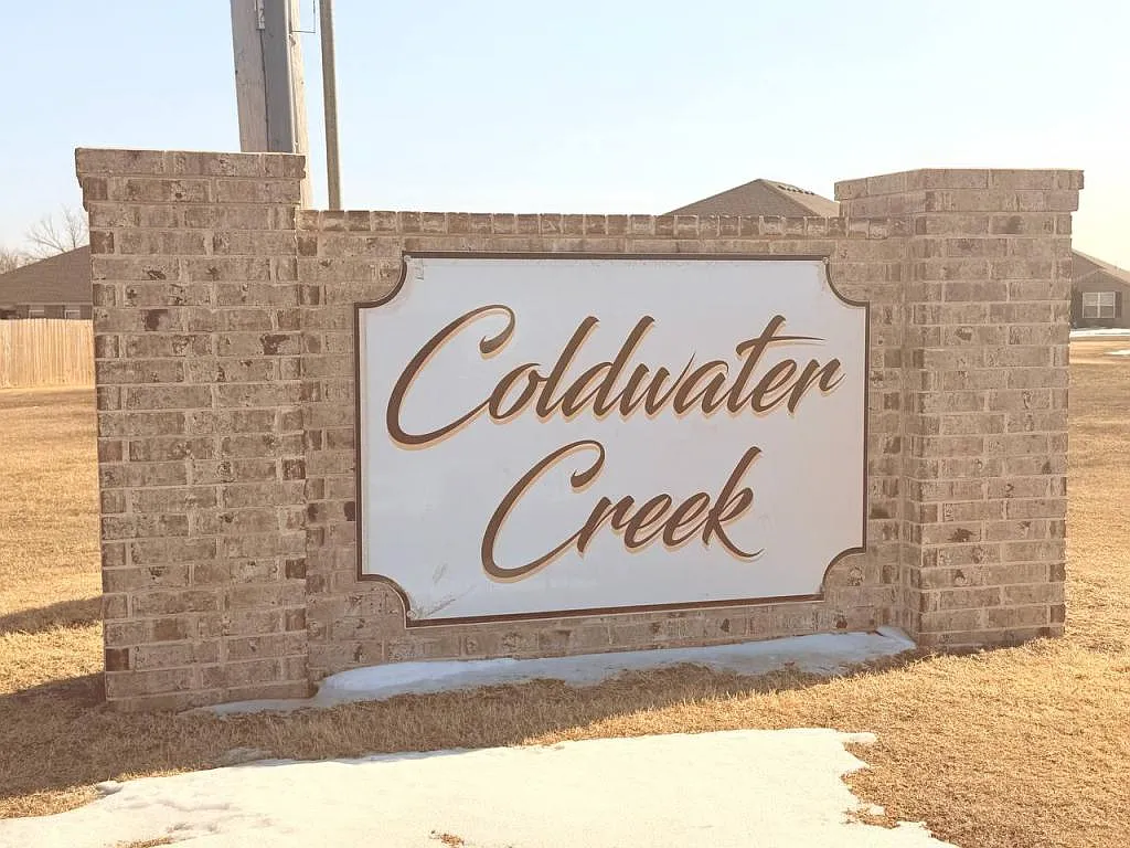 42124 Cadens Trl — Photo 1