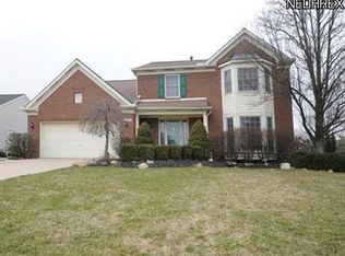 9848 Burton Dr, Twinsburg, OH 44087