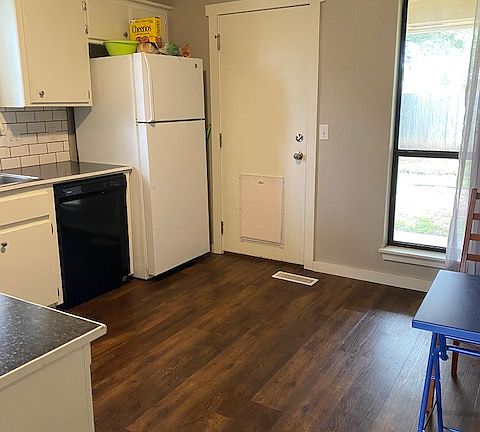 4th image of 3111 Pheasant Run Rd #1