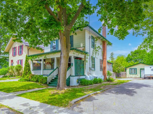 18 Melbourne St W, Kawartha Lakes, ON K9V 2S6