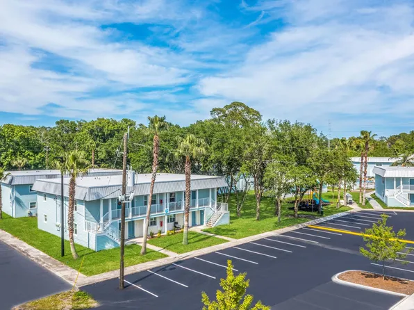Surf Apartments
