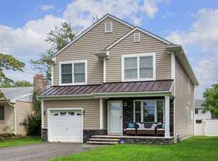 23 Maxwell Rd, Eatontown, NJ 07724