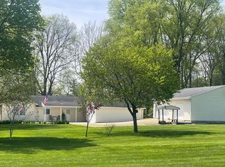 562 W 10th St #TOWNHOUSE, Peru, IN 46970