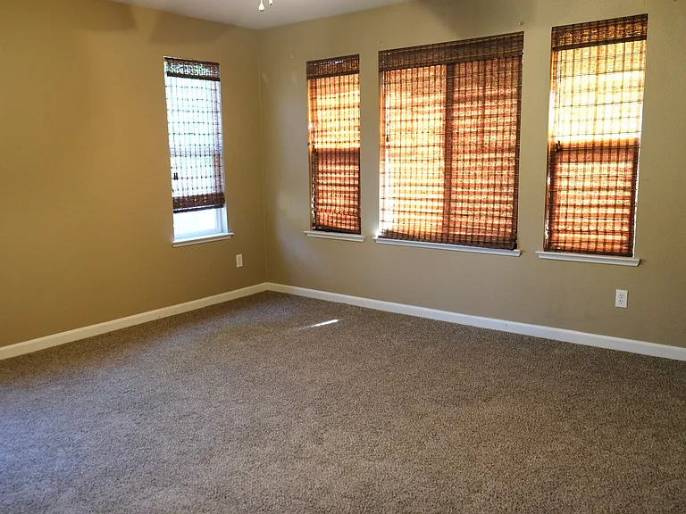6732 Altesino Dr — Photo 14