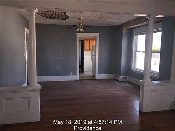3rd image of 313 New York Ave