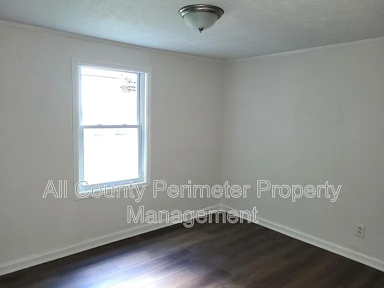 3716 Piedmont Dr — Photo 5