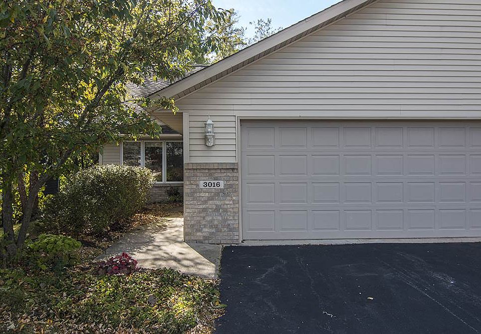 1st image of 3016 Carefree Dr