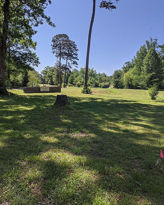 1st image of 1409 Edwards Rd