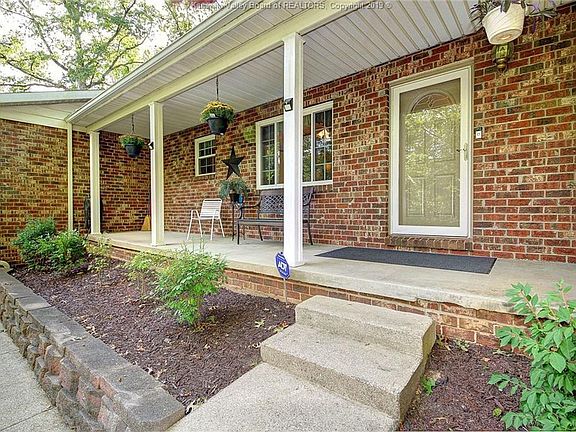 3rd image of 5230 Arrowwood Dr