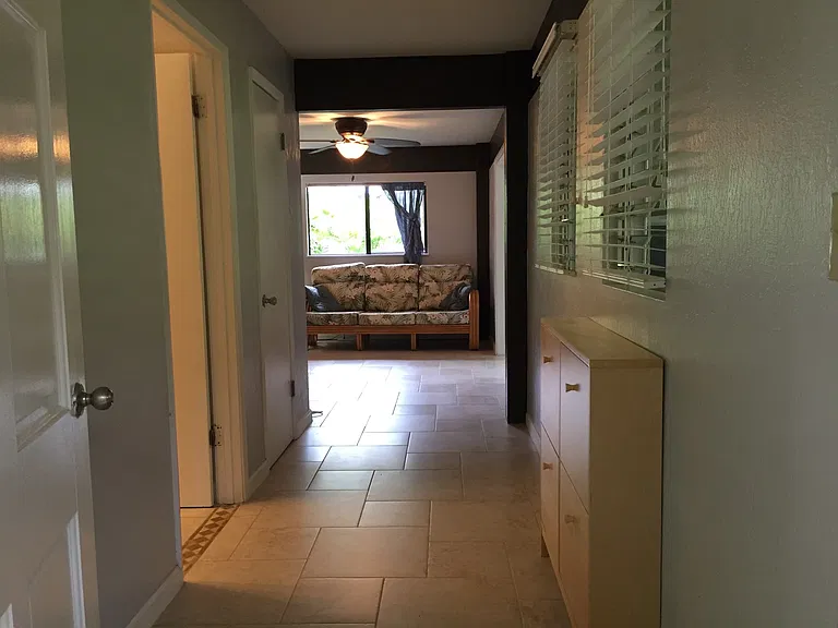 Ikuwai Pl — Photo 4
