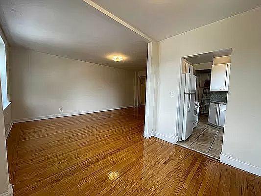 3rd image of 6620 108th St APT 5A