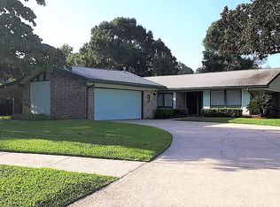 9 Windsor Ln NE, Fort Walton Beach, FL 32547
