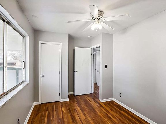 5th image of 3180 Calumet St