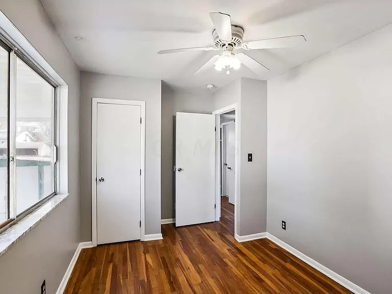 3180 Calumet St — Photo 5
