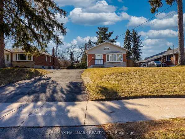 69 Lawson Rd, Toronto, ON