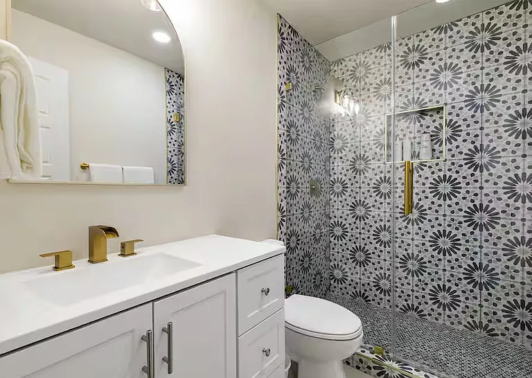 9690 Fallbrook Dr — Photo 17
