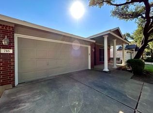 716 Leann Ln, Cedar Park, TX 78613