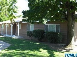 1533 W Canary Dr, Visalia, CA 93291