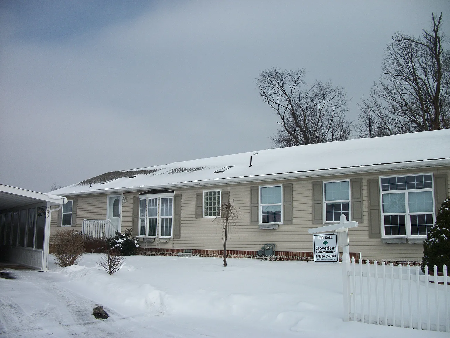 381 Eagle Ln photo 1