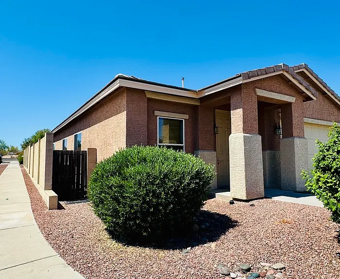 10258 E Wasp Spring Dr — Photo 2
