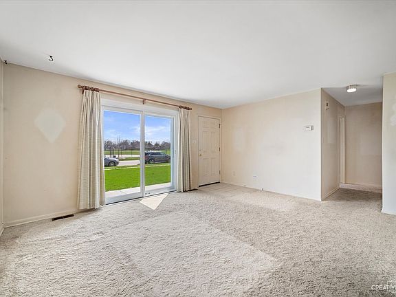 4th image of 15946 Ozark Ave #93