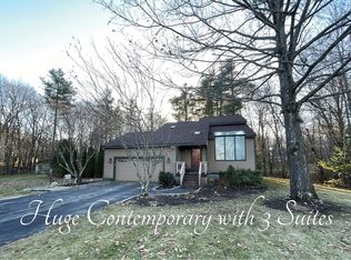 3 Drew Woods Dr, Derry, NH 03038