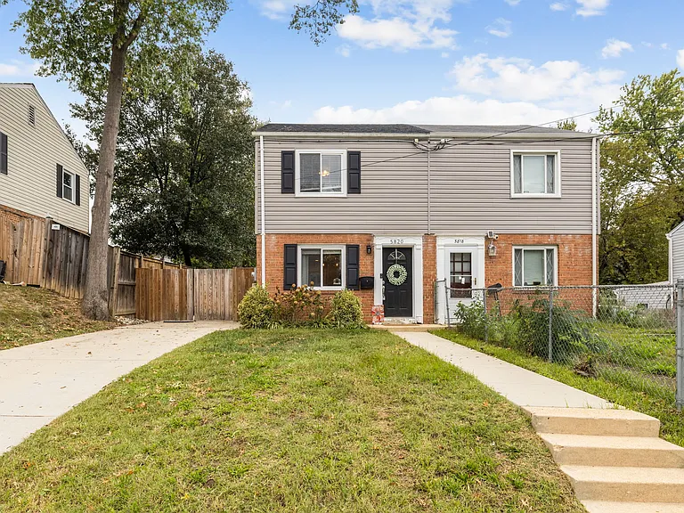 5820 Fifer Dr — Photo 1