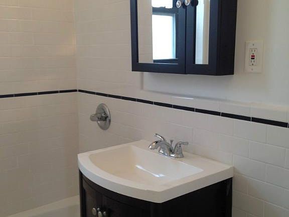 3rd image of 165-20 Highland Ave #600