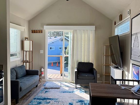5th image of 91403 Kellogg Ln