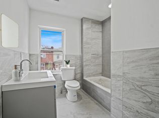 835 E 220th St, Bronx, NY 10467