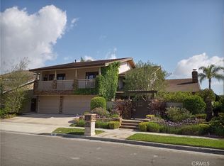 26 Mission Bay Dr, Corona Del Mar, CA 92625