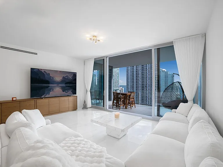 300 Biscayne Boulevard Way #1804 — Photo 18