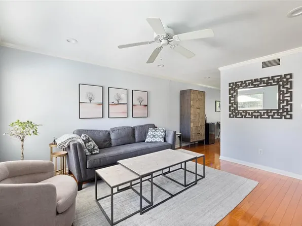 1500 E Side Dr Unit 102-B, Austin, TX 78704