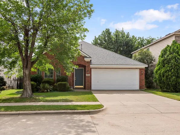 10012 Chadbourne Rd, Fort Worth, TX 76244
