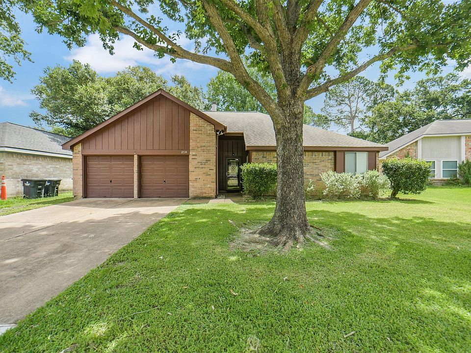 1st image of 2714 Carson Dr