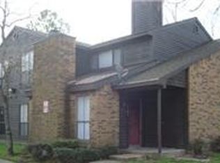 7200 T C Jester Blvd #20, Houston, TX 77088